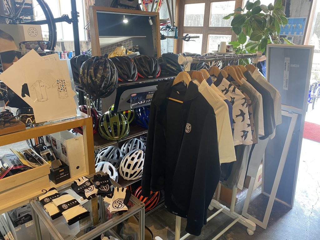 ステムデザインのジャージ