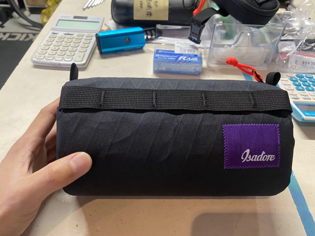 ハンドルバッグ中